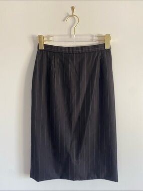 Carolina Herrera Silk Lined Pencil Skirt